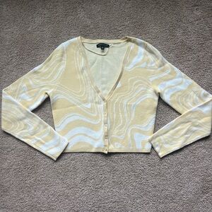 Pacsun cropped yellow sweater